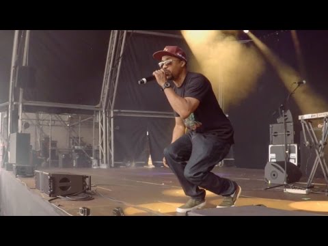 Dâm-Funk performs "Faden Away" at Primavera Sound Festival 2016 | GP4K