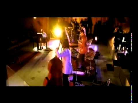 Mais Uma Noite A Vençer cover