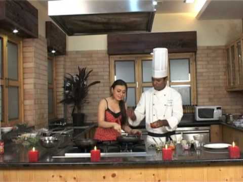 How To Make Schezwan Spaghetti Pasta | Pasta Recipe | Vikas Sharma | Ching's Secret