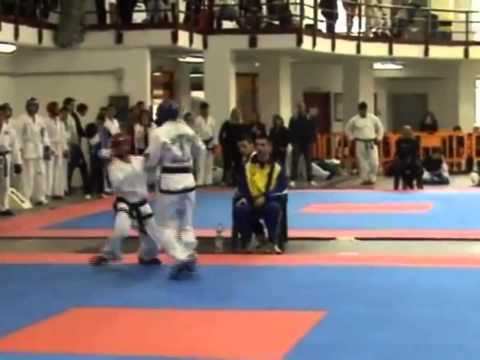 Sparring Like It's Chess | Julia Cross, Katya Solovey, Julio Carlos ITF Taekwon-Do Sparring