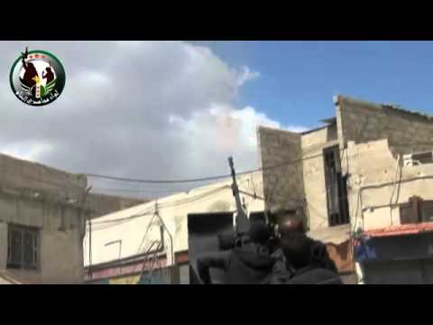 استهداف مروحية تابعة لقوات النظام من قبل لواء مجاهدي الشام في حي القدم في محافظة دمشق