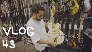 VLOG NA GUITAR CENTER 🇺🇸🇺🇸🇺🇸 #43 - Escolhendo a guitarra mais feia e a mais bonita da Loja!