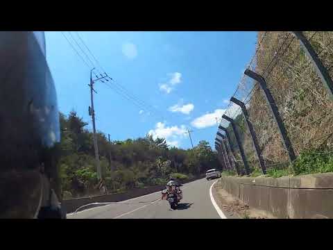 BMWR1200GS na passagem montanhosa de Yeongdeok, Gyeongsangbuk-do, República da Coreia até o Arboreto