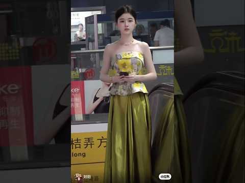 Tabola Bale - Silet Open Up (feat. Jacson Zeran, Juan Reza & Diva Aurel) (Official Music Video)Aud👐😺