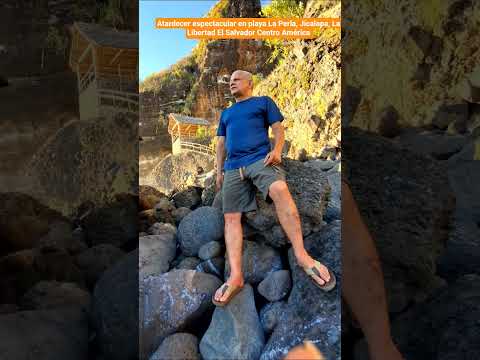 Atardecer espectacular en Playa La Perla, Jicalapa, La Libertad El Salvador Centro América,#,Playa