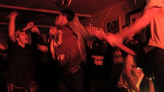 "Uma Só Voz" - Um Documentário Sobre o Punk Hardcore Português, em Portugal