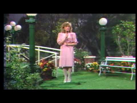 Heritage Singers / "Can You Reach My Friend"