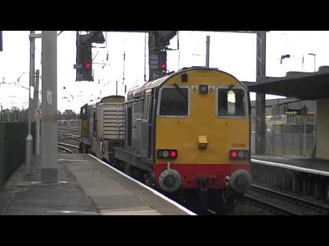 DRS 20305+20308. 6C51. 6C52. Carnforth. 20/09/12