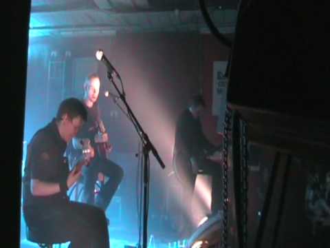 Embraze the sun loves the moon live 2009
