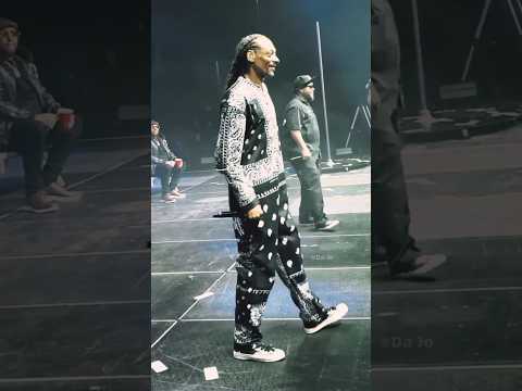 Snoop Dogg & Ice Cube Keepin' It Gangsta | C Walk #shorts
