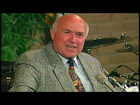 Pastor Chuck Smith --  Romans 3