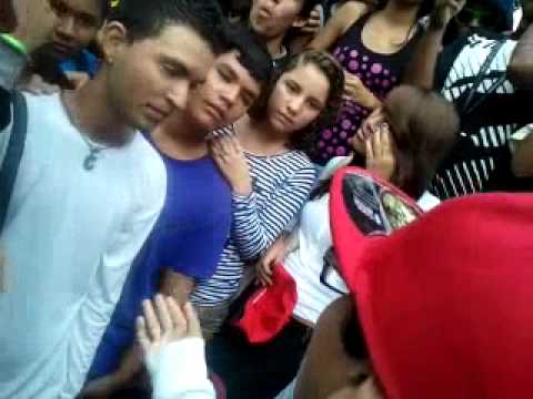 batallas de freestyle plaza santa rosa 4x4 viiruz