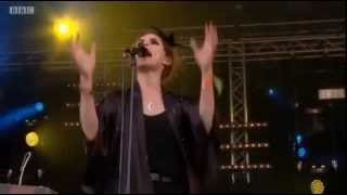 Nina Persson - Dreaming Of Houses (Glastonbury 2014)