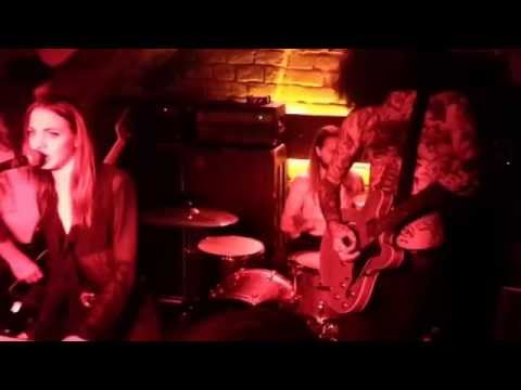 Mount Salem Live at "LE KLUB" Paris