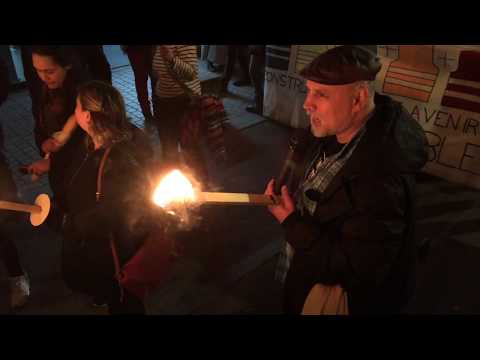 Mantes-la-Jolie : la manifestation met le feu au 49.3