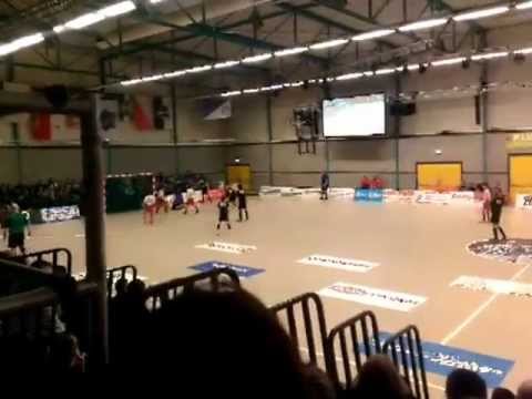 PCC ZAALVOETBAL 6-01-13 590.mp4