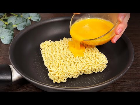 Gießen Sie einfach das Ei. Es ist so lecker und einfach, dass Sie es jeden Tag kochen können!