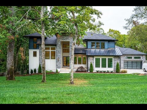 4618 Belmont Park Terrace located in the Seven Hills subdivision in Nashville, Tennessee