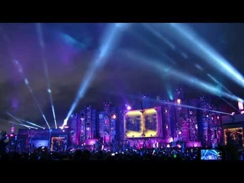TomorrowWorld 2013 Armin Van Buuren Closing Set Intro
