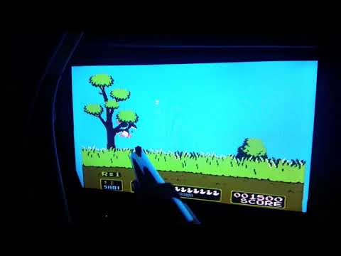 SHARP 34N-WF5H Duck Hunt / light gun zapper test