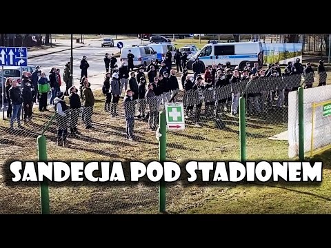 Kibice Sandecji pod stadionem | Sandecja - GKS Tychy 13.03.2021