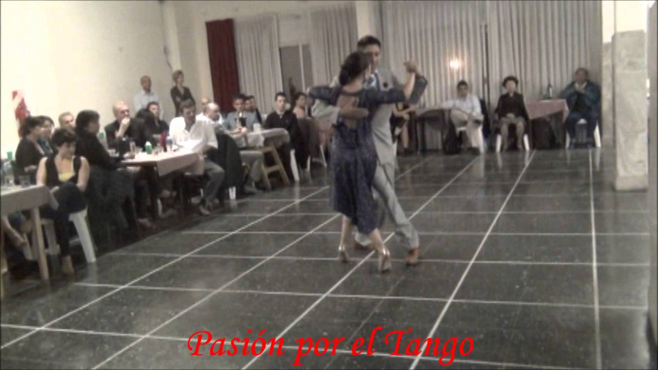 FLORENCIA LABIANO Y HERNAN RODRIGUEZ Bailando el Tango PENSALO BIEN en FLOREAL MILONGA