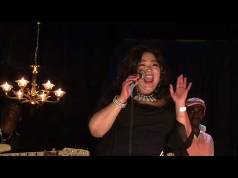 Joanna Gardner "Chain of Fools"