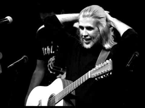 Escute De Passagem, música tema do novo álbum de Oswaldo Montenegro