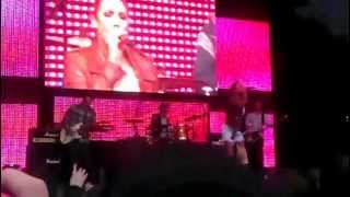 Tone Damli - look back LIVE