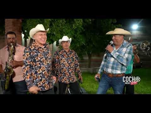 El Consentido de Tierra Caliente ft. Jose Arana - Yo Vivo Como Me Gusta (Video Oficial)