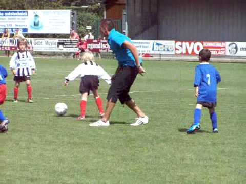 Goal Sebbe na corner tegen Gits.MOV