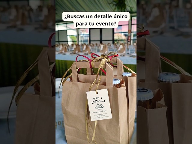 Vídeo relacionado con Cesta Gourmet para Regalar ACROL, Vino tinto 75 cl, Jamón, AOVE 250 ml, chorizo y salchichón, cremas torta Oveja y Cabra, sobrasada y pate iberico, regalos para hombre, regalo original mujer