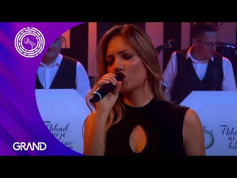 Sara Vidakovic - U MENI JESEN JE - Ork. NNK - Live Performance (Grand Production)