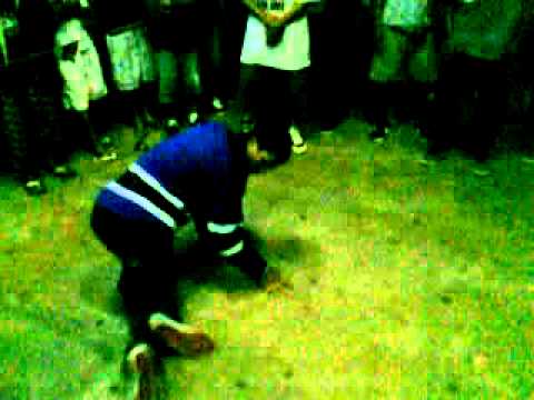 B boy Negão - ALIENIGENAS - Encontro de bboys 19-03-2011