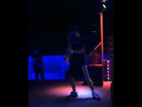 Şehinşah sahnede şarkı söylerken Hidrayı unutuyor #türkçerap #şehinşah #hidra