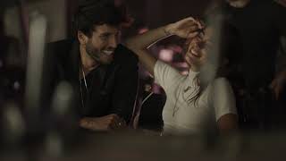 Sebastián Yatra, Ricky Martin - Falta Amor (Detrás de Cámaras Oficial) Sebastián Yatra, Ricky Martin - Falta Amor (Detrás de Cámaras Oficial)
