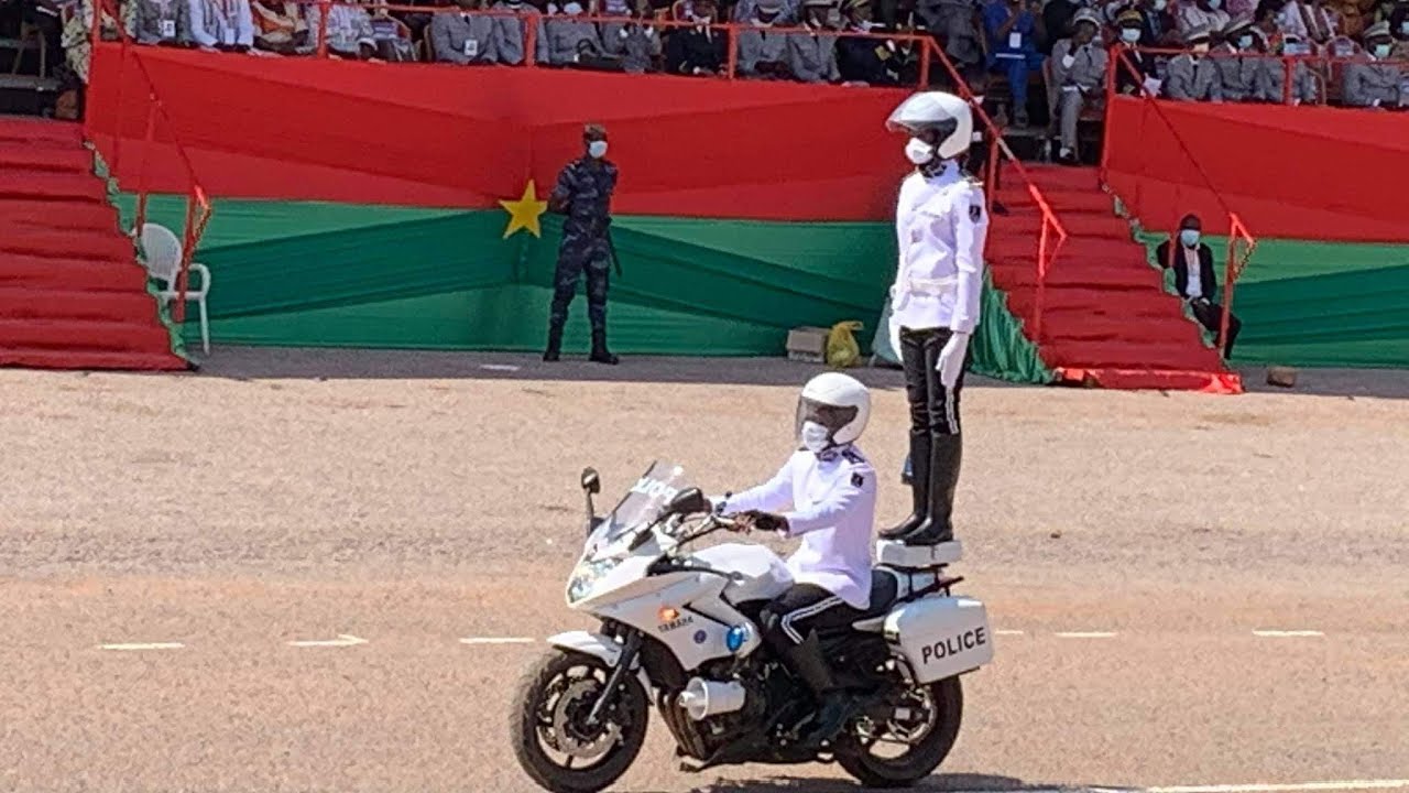 #Burkina_Faso #Indépendance            11 décembre 2020 : Grande parade civilo-militaire à  Banfora