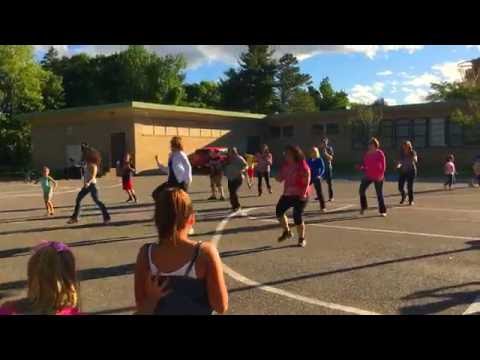 2016 Thorndyke Road School Parent Flash Mob