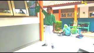 Download lagu #parodi  #keretaapi  #masinis  #railfans  parodi ppka, kondektur, masinis mp3