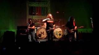 8 - KENTUCKY HEADHUNTERS - SOME FOLKS LIKE TO STEAL (WIDESCREEN)L - 8.wmv