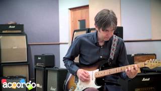 Eric Johnson explains 5 way switch