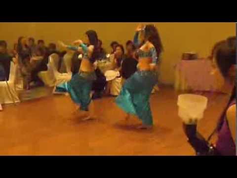Toronto bellydancers Ruyah and Zahira sample duet performance