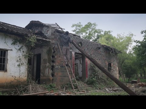 Flad som 32-årig forsøgte jeg at redde dette forladte gamle hus