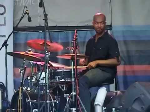 Dave Holland Prism - The empty chair