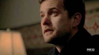 Fringe 1x17 - Peter comforts Olivia