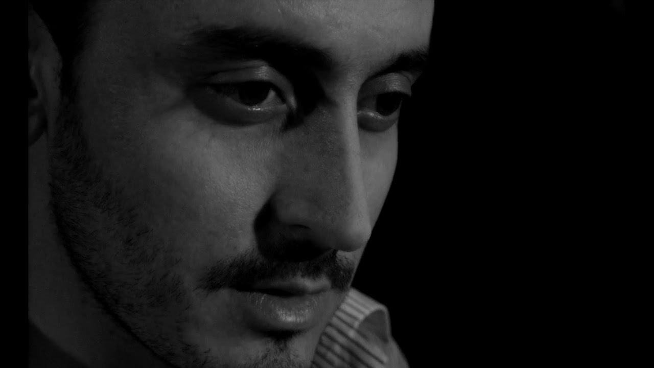 Ko [Why] - Avant-garde short. Monochrome. Pakistan. Ahmed Arif (2014)