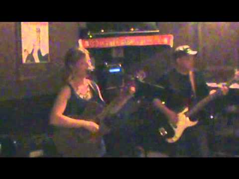 Dan Mangan- Sold and other Covers by Alida in Concert (Alida 33)