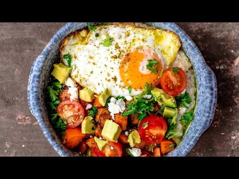 Kick up your oatmeal breakfast with these everyday ingredients!