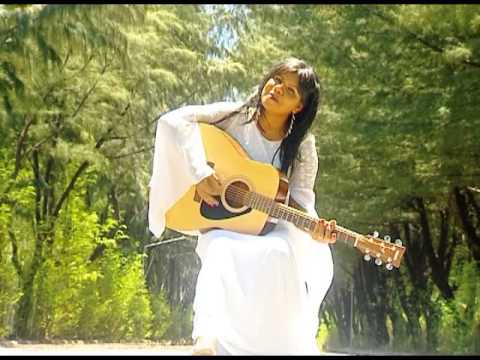 Aap jaisi aur koi nahi  @priyankachopra