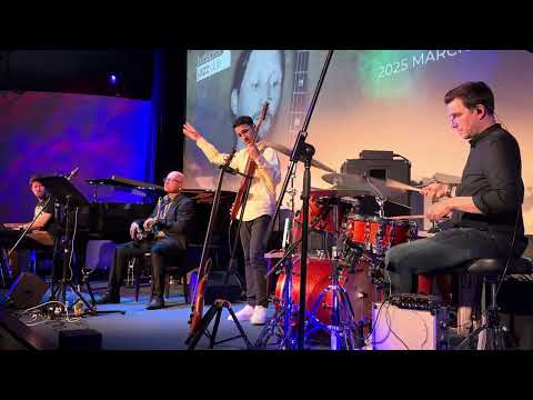 Baranyi Bertalan Jr. - Paganini Caprice no.24 [HQ] Budapest Jazz Club